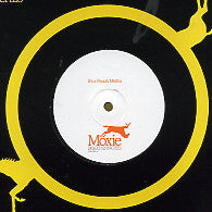 MOXIE (MELBA MOORE & THE POCKETS / INNER CITY JAM BAND / DENIS COFFEY) - It's A Peach Melba / Regret Me Not (What I Did For Love) / Coffeybreak (Wings Of Fire)