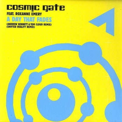 COSMIC GATE FEAT. ROXANNE EMERY - A Day That Fades