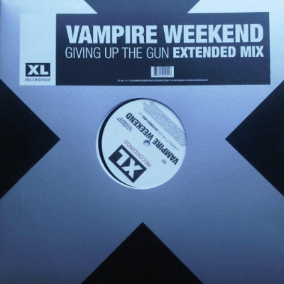 VAMPIRE WEEKEND - Giving Up The Gun (Extended Mix)