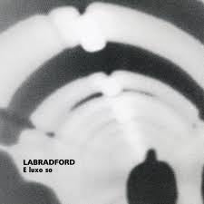 LABRADFORD - E Luxo So