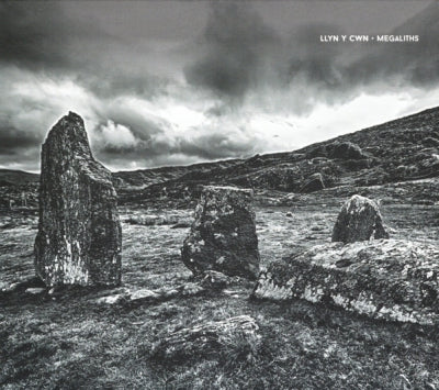 LLYN Y CWN - Megaliths