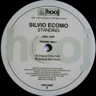 SILVIO ECOMO - Standing