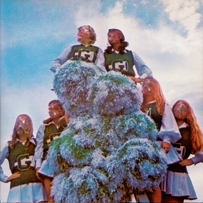 SLEIGH BELLS - Treats