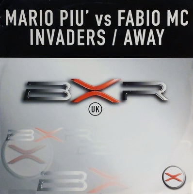 MARIO PIU' VS FABIO MC - Invaders / Away