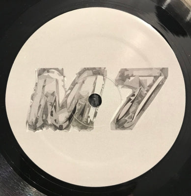 MAURIZIO - M7