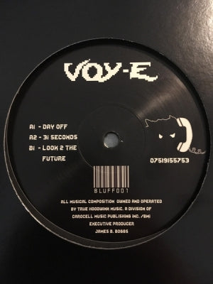 VOY-E - BLUFF001