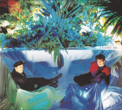 ASSOCIATES - Sulk