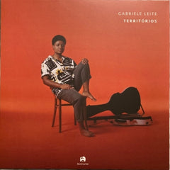 GABRIELE LEITE - Territórios