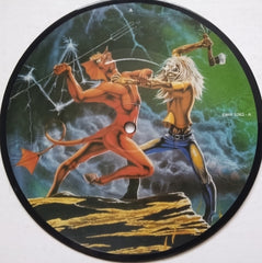 IRON MAIDEN - Run To The Hills (Live)