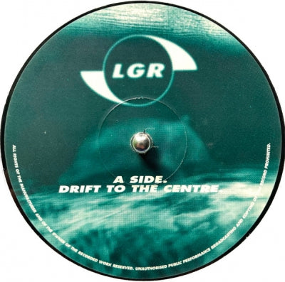 AQUARIUS - Drift To The Center/Wave Forms