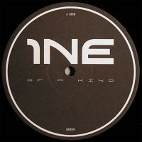 1NE OF A KIND - L' Amaro