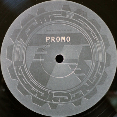 TOTAL SCIENCE - Split Personality / Time Step
