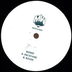 MONTE - Backyard