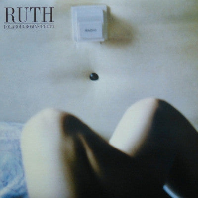 RUTH - Polaroid / Roman / Photo