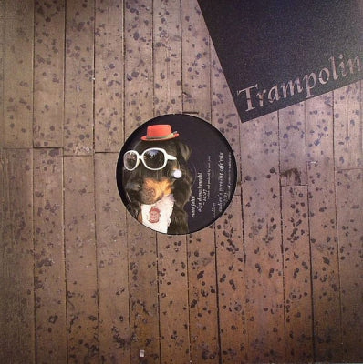 MATT JOHN - Trampolin