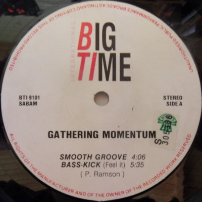 GATHERING MOMENTUM - Smooth Groove