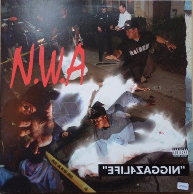 N.W.A. - Efil4zaggin / 100 Miles And Runnin'