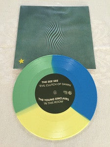 THE SEE SEE, THE YOUNG SINCLAIRS, TRIPTIDES, FRANKIE AND THE WITCH FINGERS - Stroll On 4-Way Split