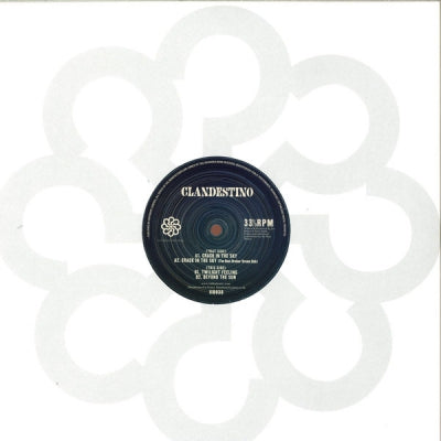 CLANDESTINO - Crack In The Sky