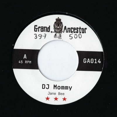 JANE BEE / BUKKHA - DJ Mommy