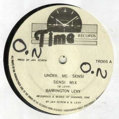 BARRINGTON LEVY - Under Me Sensi