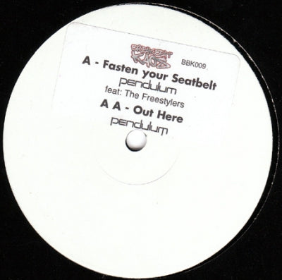 PENDULUM & FRESH FEAT: SPYDA & TENOR FLY/PENDULUM FEAT: THE FREESTYLERS - Tarantula / Fasten Your Seatbelt