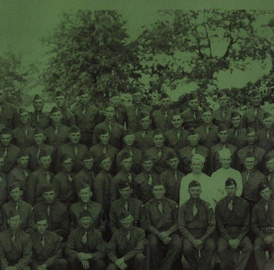 RUSSIAN CIRCLES - Station