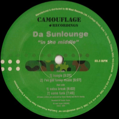 DA SUNLOUNGE - In The Middle