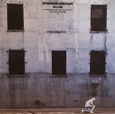 BOSTON MANOR - Glue