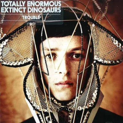 TOTALLY ENORMOUS EXTINCT DINOSAURS - Trouble