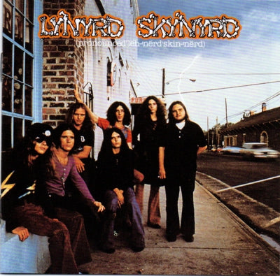LYNYRD SKYNYRD - (Pronounced 'Lĕh-'nérd 'Skin-'nérd)
