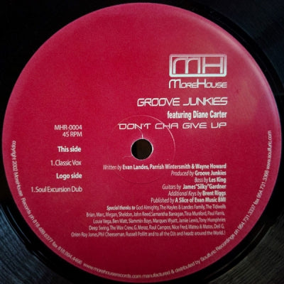 GROOVE JUNKIES FEATURING DIANE CARTER - Don't Cha Give Up