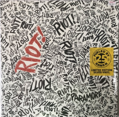 PARAMORE - Riot!