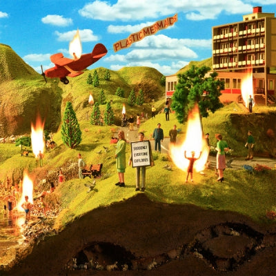 PLASTIC MERMAIDS - Suddenly Everyone Explodes